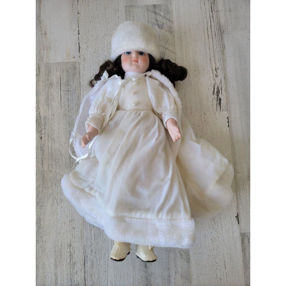 Marian‎ yu porcelain doll white winter coat Russian girl collectible